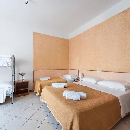 ホテル Regina E Ristorante 3*