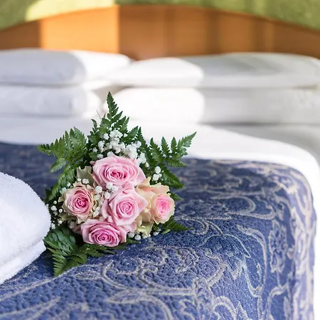 Regina E Ristorante 3* Punta Marina