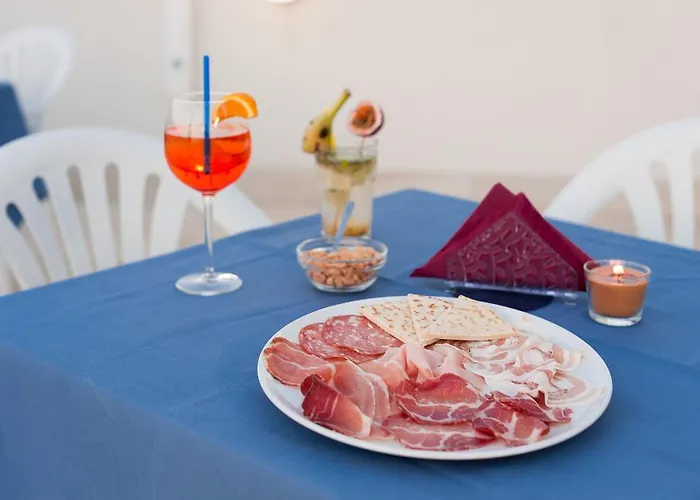 Hotell Regina E Ristorante Punta Marina