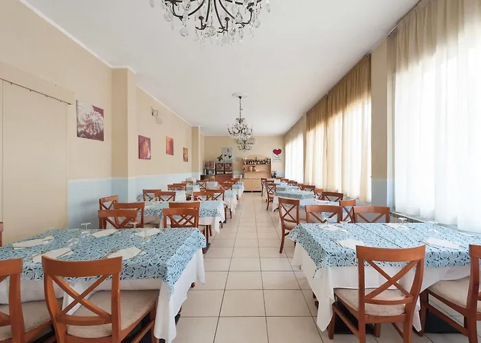 Regina E Ristorante Punta Marina