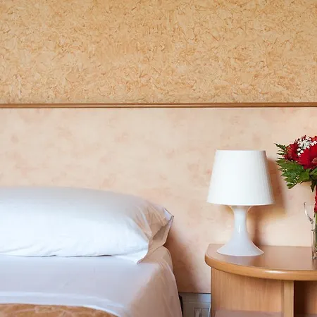 Regina E Ristorante Punta Marina