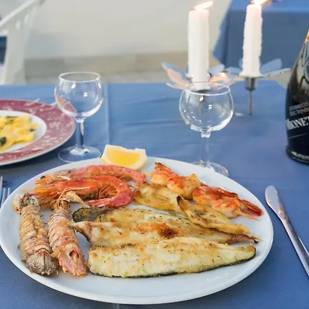 מלון Regina E Ristorante פונטה מרינה