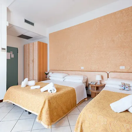 Regina E Ristorante Hotel Punta Marina