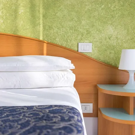 Regina E Ristorante Punta Marina