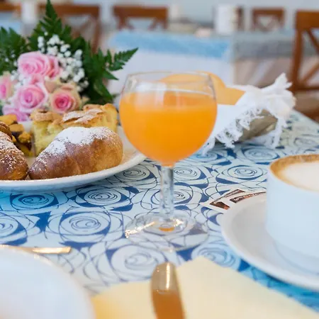 Hotel Regina E Ristorante Punta Marina