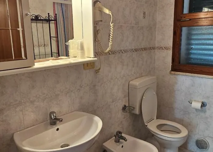 Regina E Ristorante Hotell 3*